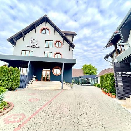 Hotel Bliss Sibiu Exteriér fotografie